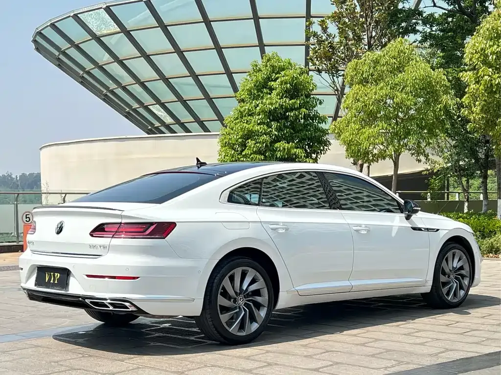 Volkswagen CC — фото 8
