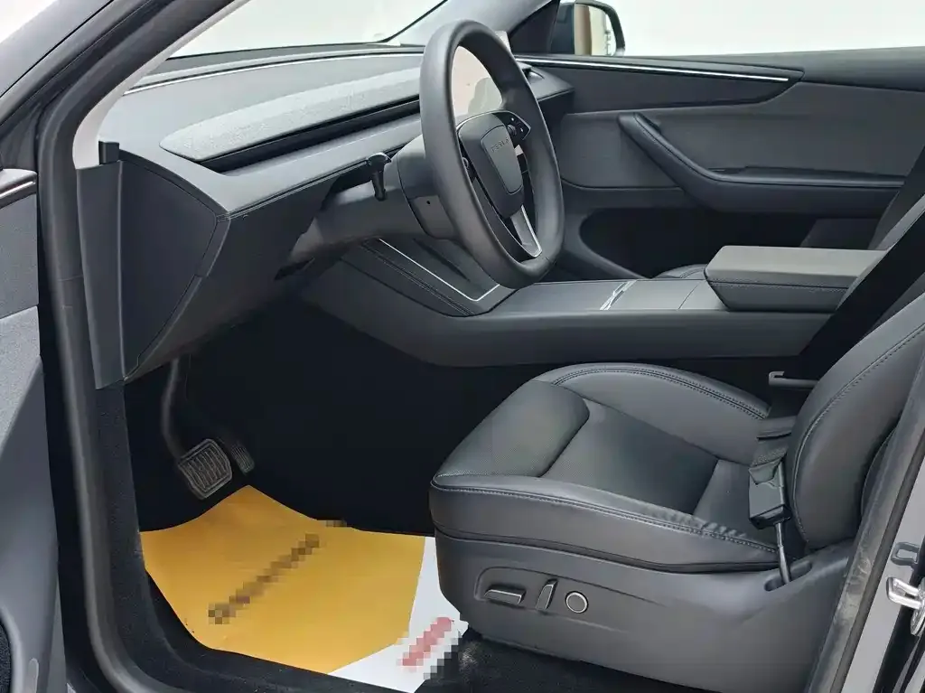 Tesla Model Y 2025 из CN, фото 10