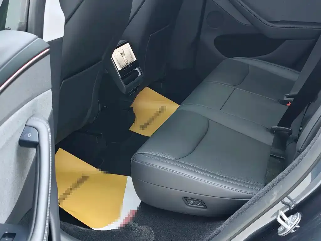 Tesla Model Y 2025 из CN, фото 6