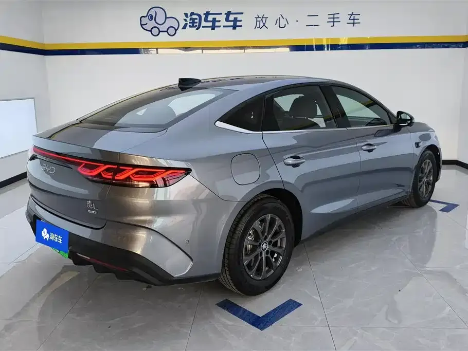 BYD Qin L — фото 4