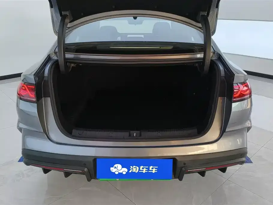 BYD Qin L — фото 3
