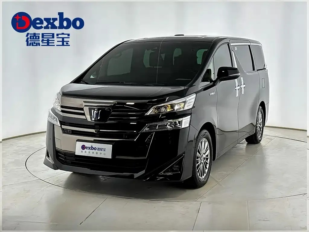 Toyota Vellfire — фото 1