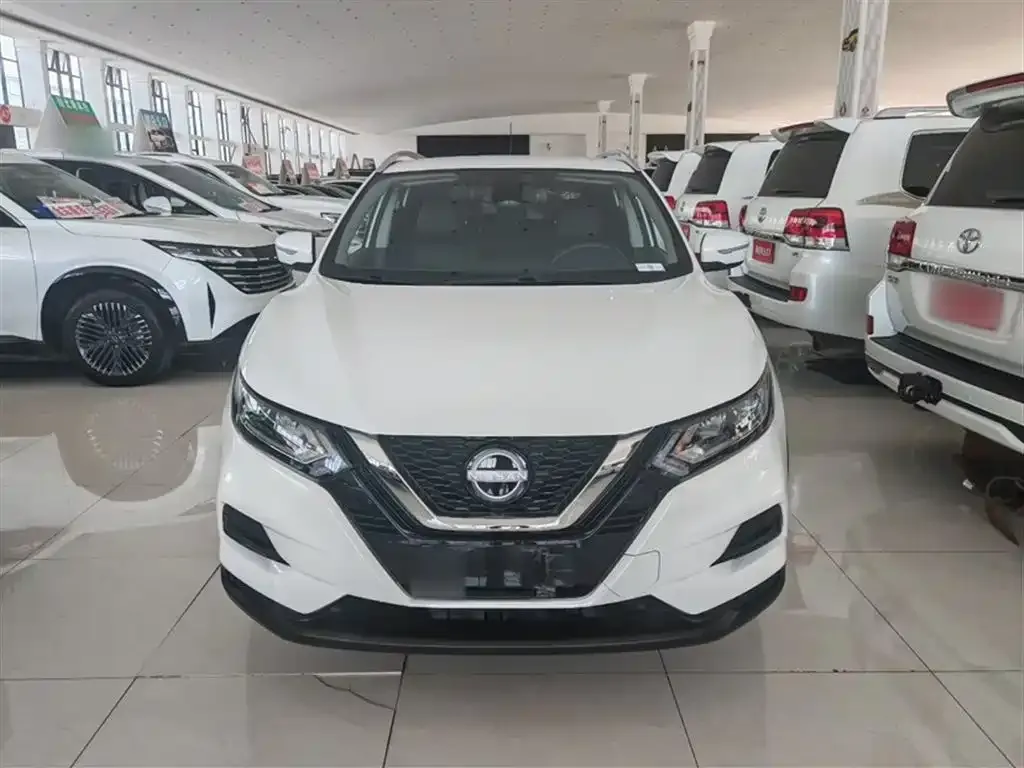 Nissan Qashqai — фото 2
