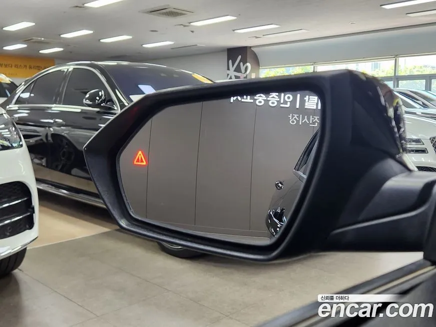 Hyundai AVANTE — фото 3