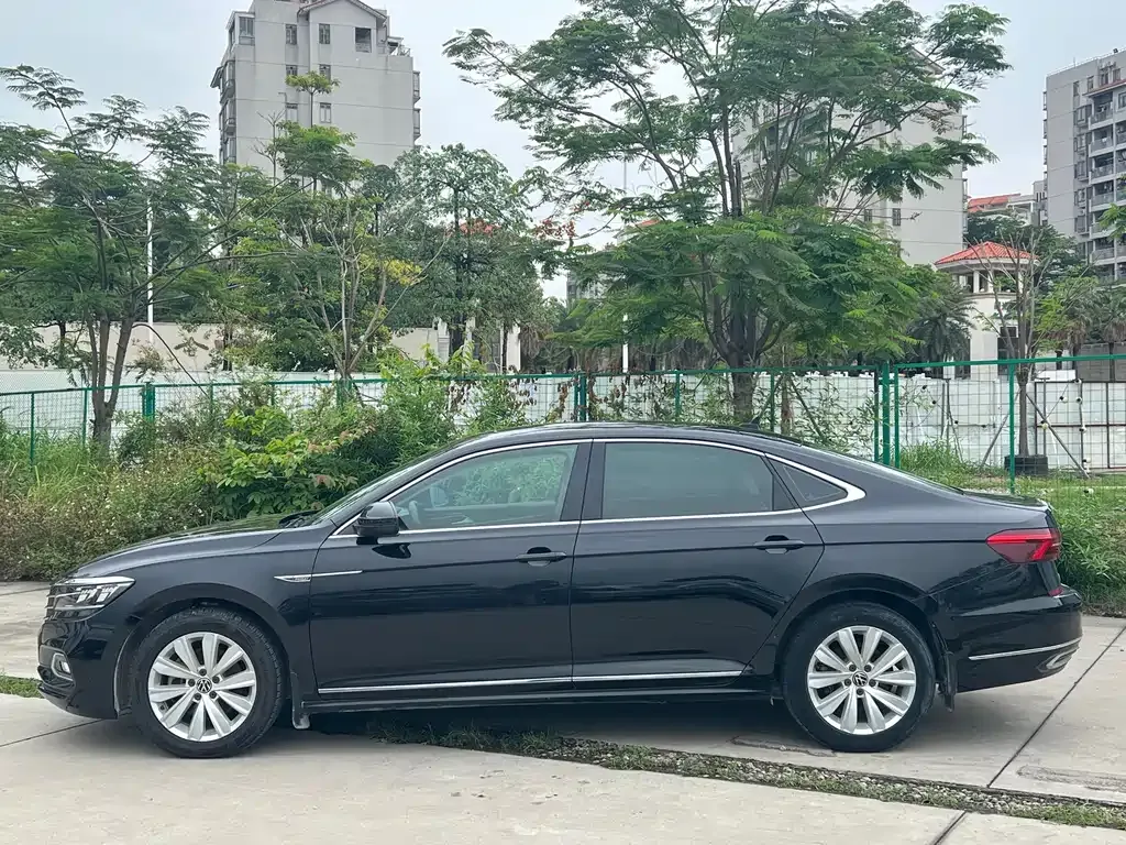 Volkswagen Passat 2021 из CN, фото 9