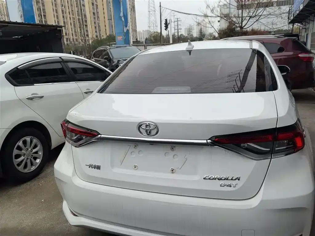Toyota Corolla 2022 из CN, фото 8