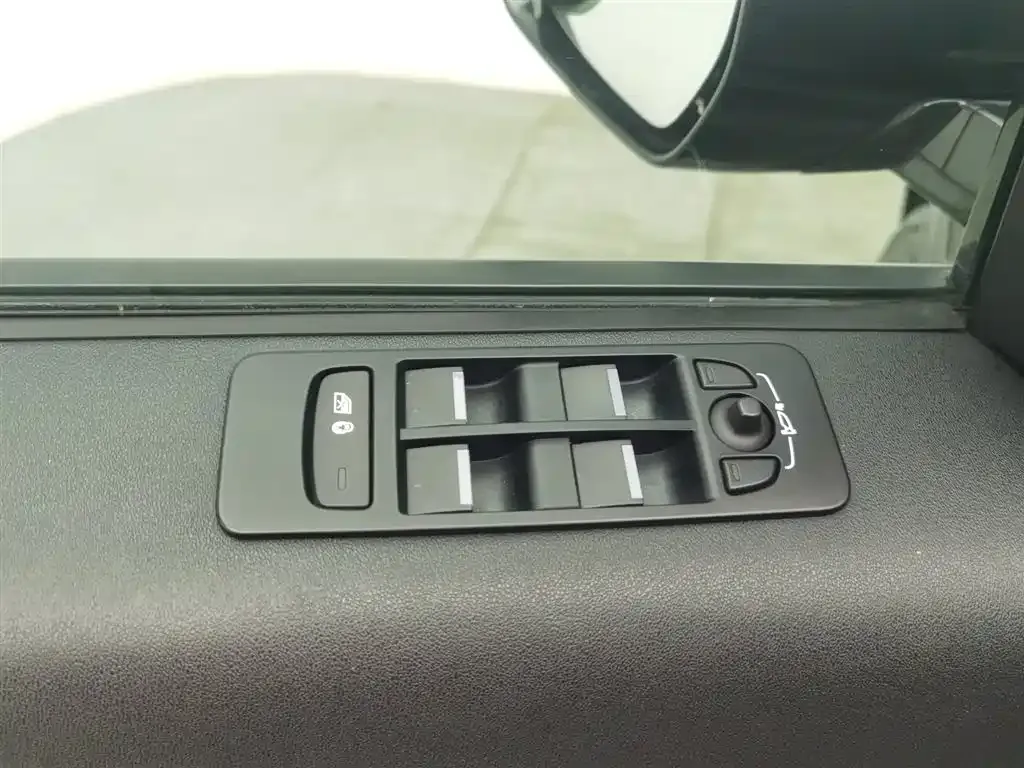 Land Rover Discovery Sport 2023 из CN, фото 5