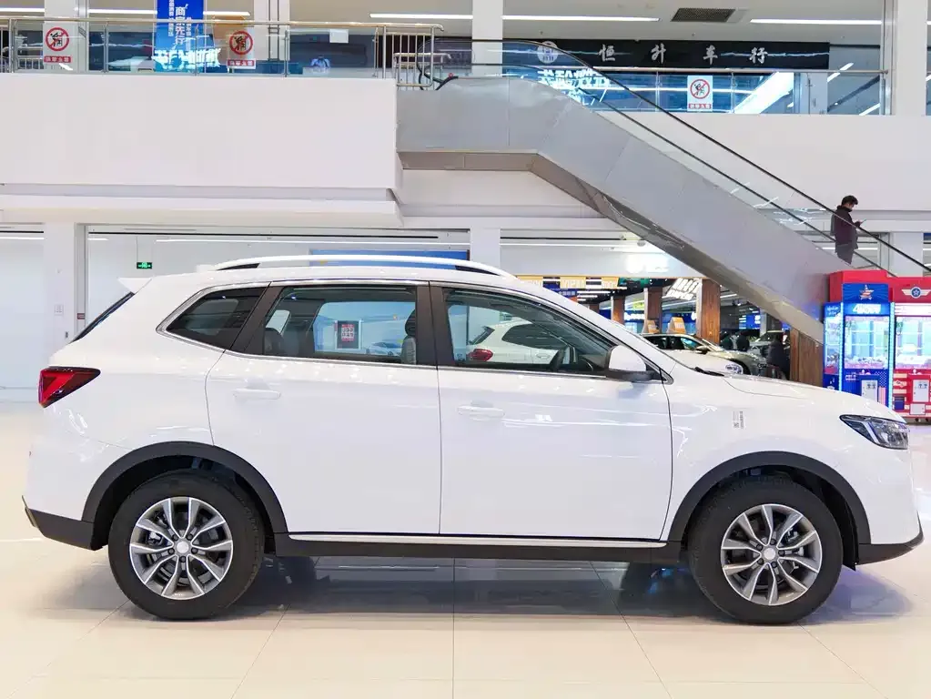 Roewe RX5 2025 из CN, фото 4