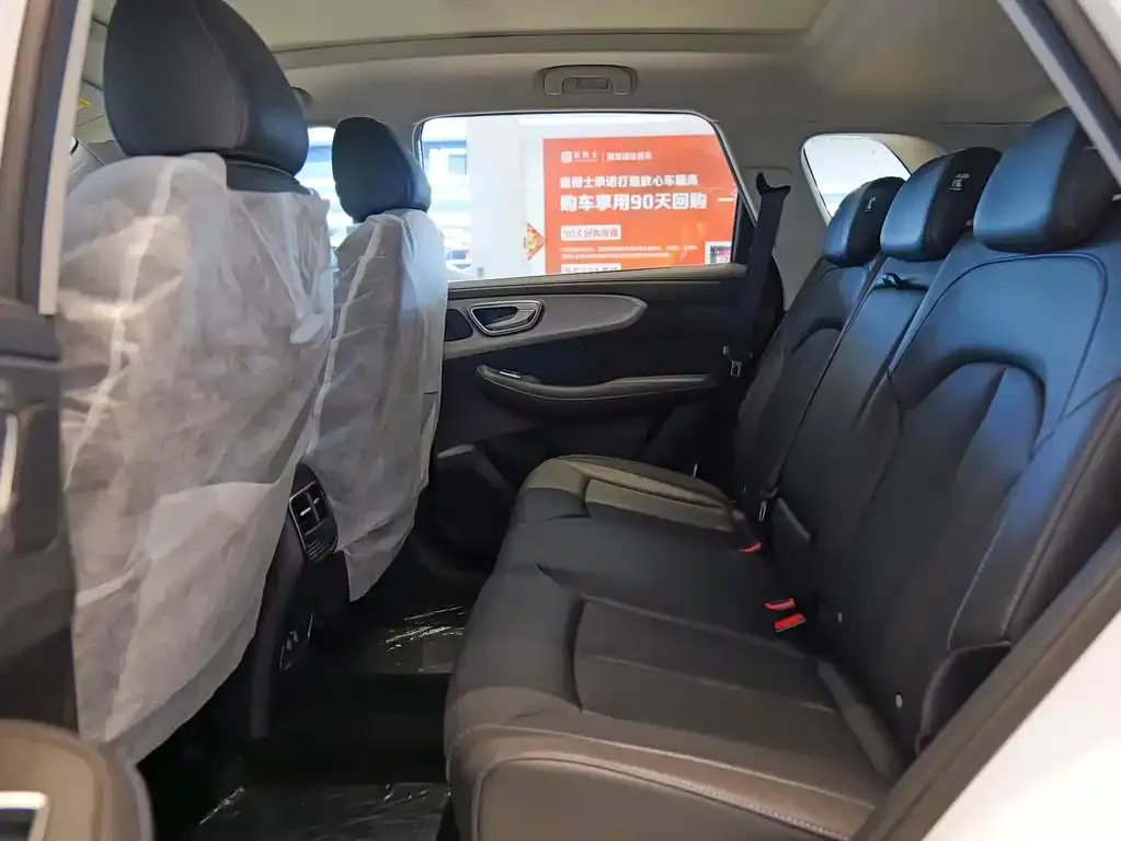 Roewe RX5 2025 из CN, фото 2