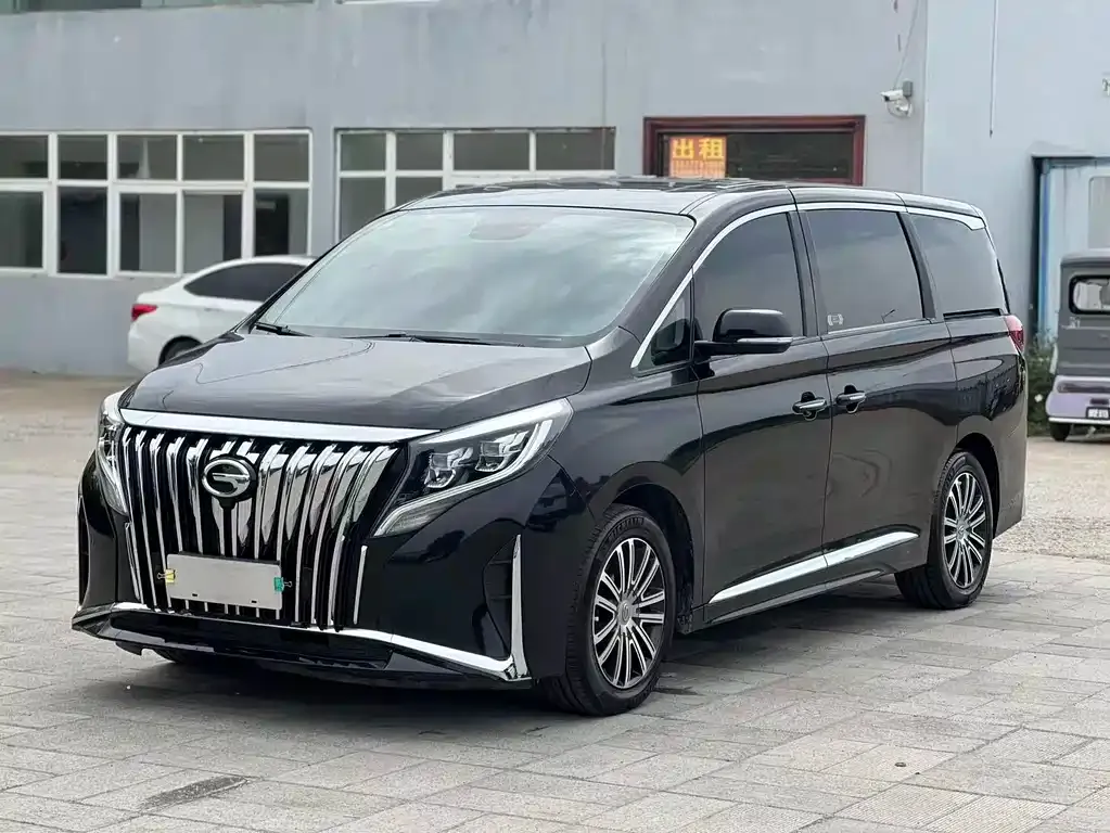 GAC Motor Trumpchi M8 — фото 1