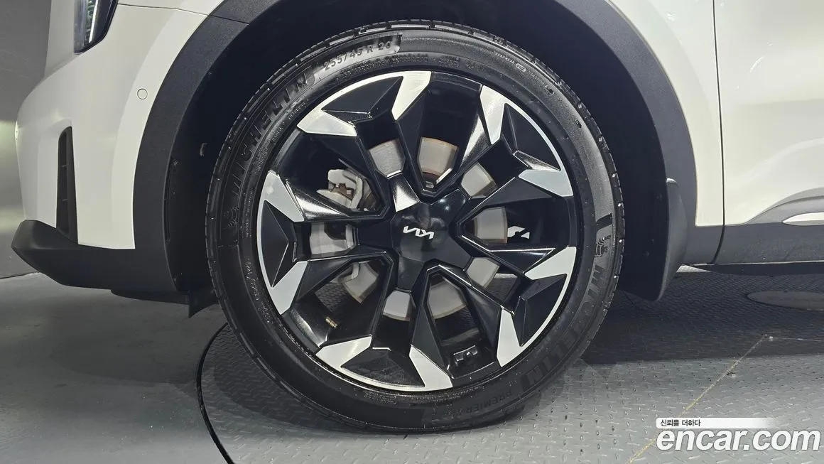 Kia Sorento — фото 4