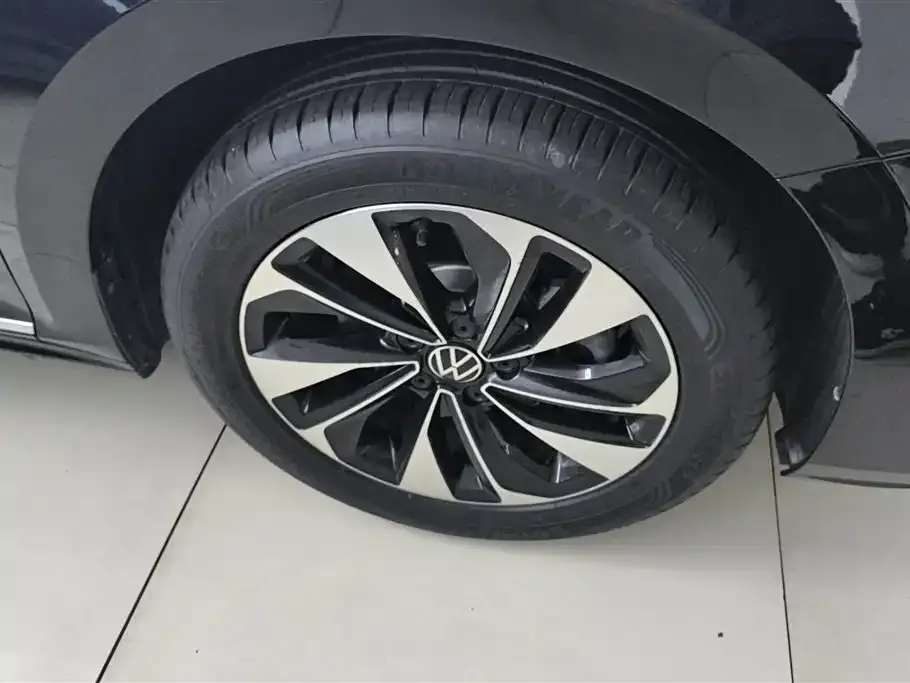 Volkswagen Passat — фото 2