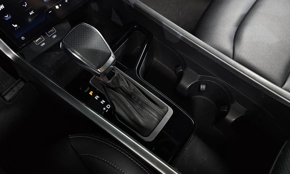 KG Mobility (Ssangyong) Torres — фото 5