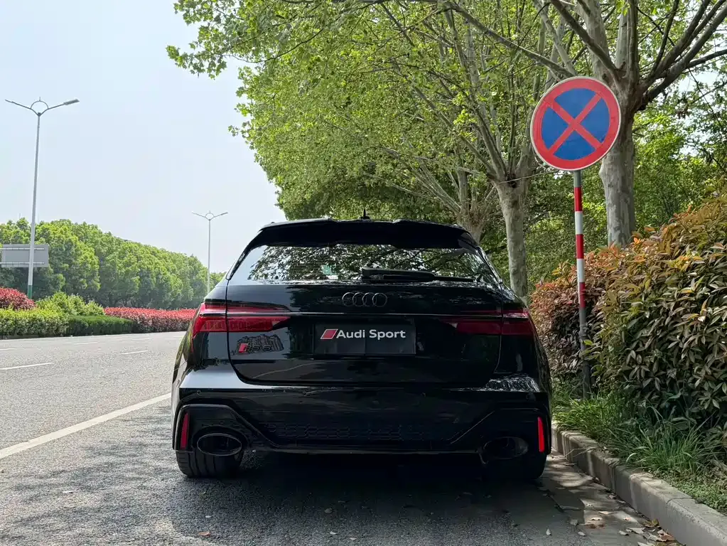 Audi RS 6 2021 из CN, фото 5
