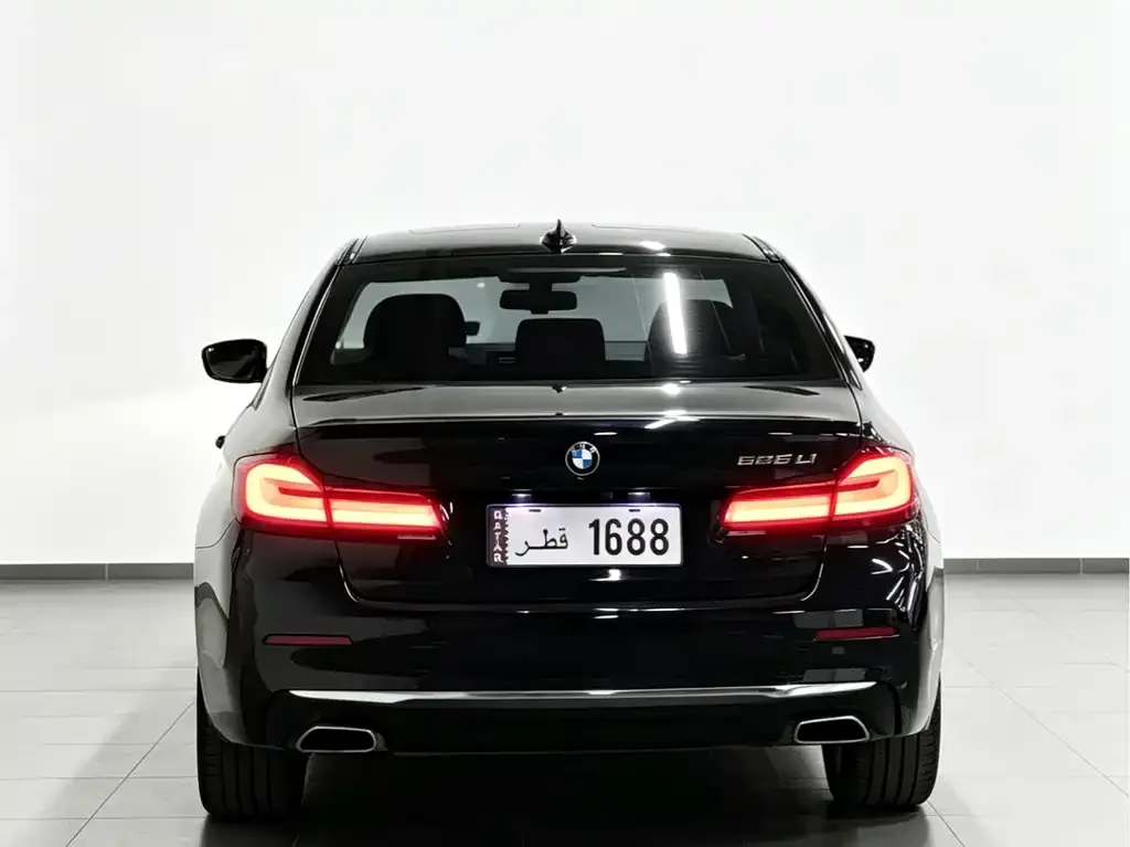 BMW 5 Series — фото 2