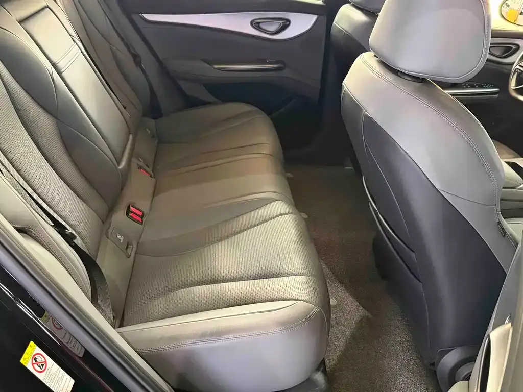 BYD Seal 07 DM-i 2025 из CN, фото 3