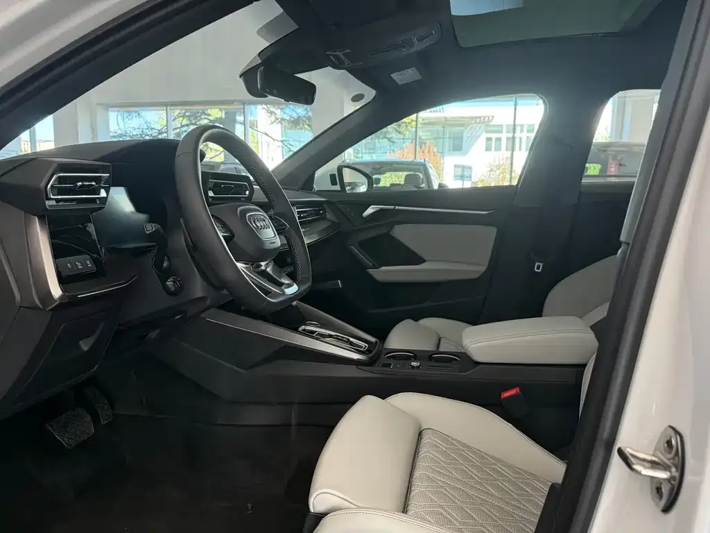 Audi A3 2026 из CN, фото 9