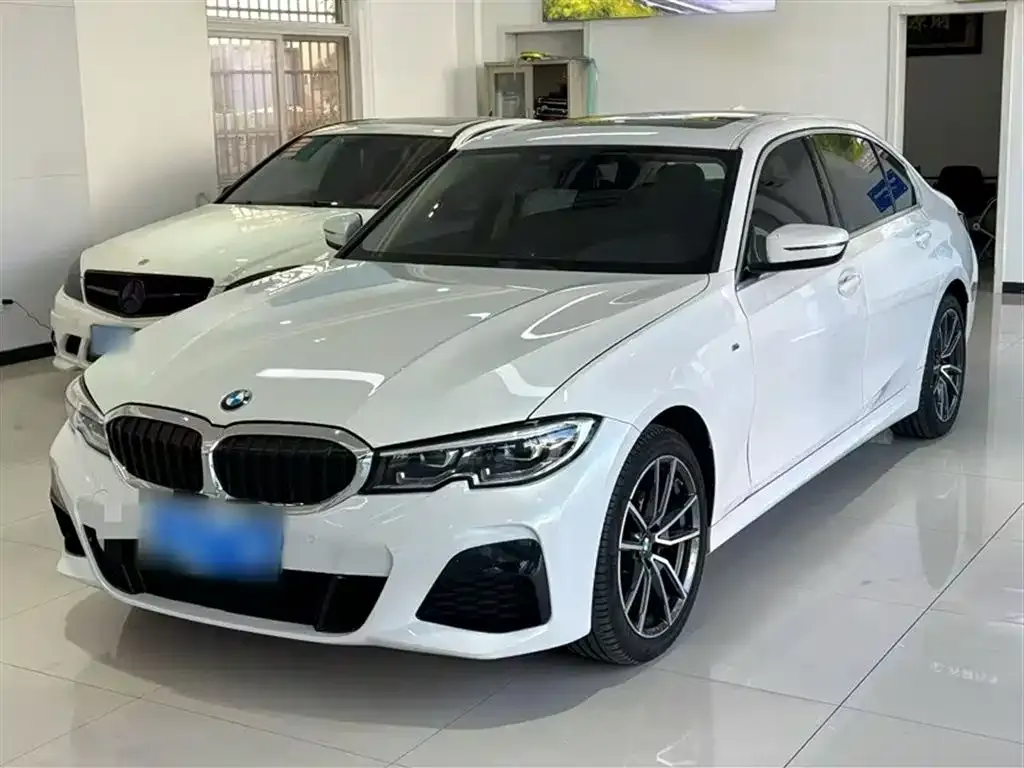 BMW 3 Series — фото 1