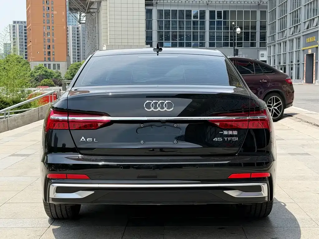 Audi A6L — фото 4