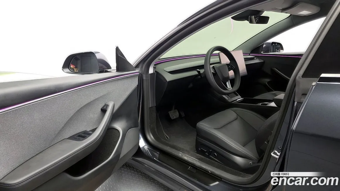 Tesla Model 3 — фото 10