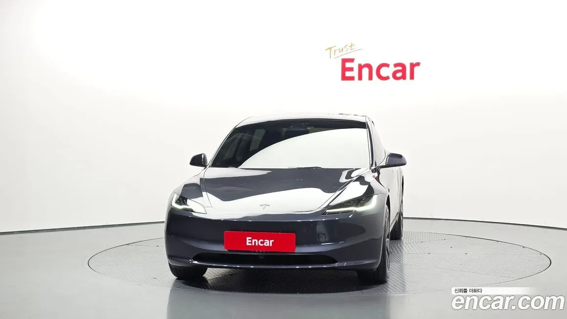 Tesla Model 3 — фото 2