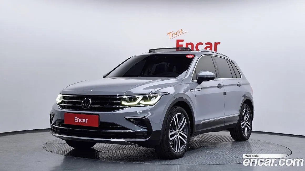 Volkswagen Tiguan — фото 1