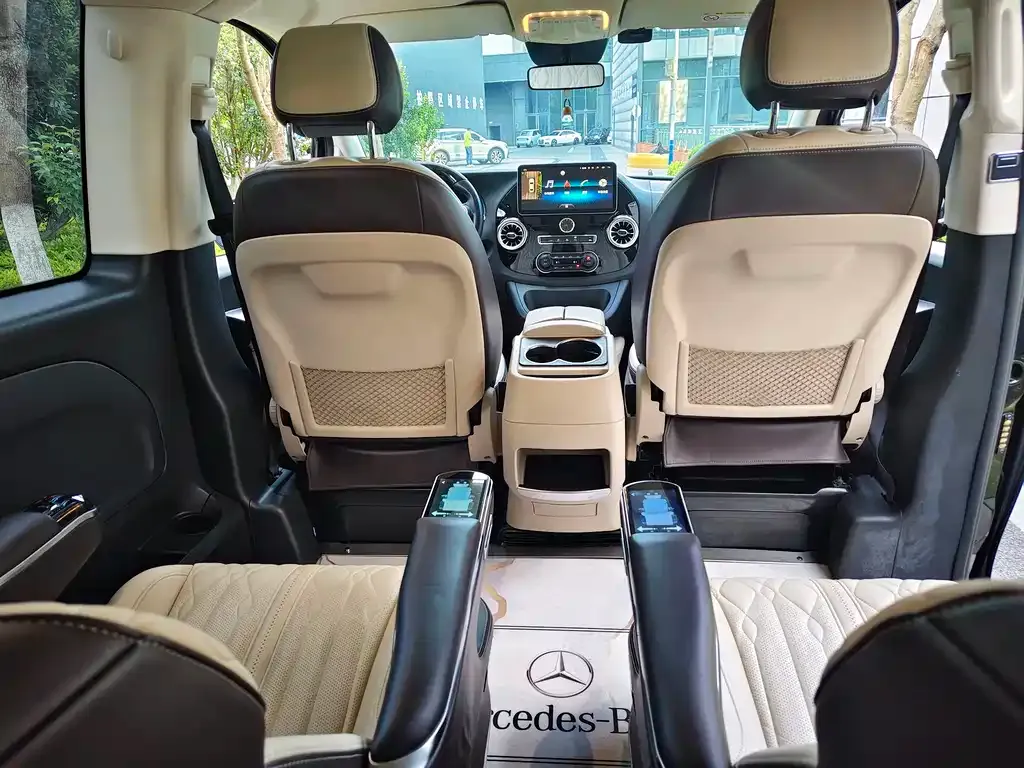 Mercedes-Benz Vito 2022 из CN, фото 3
