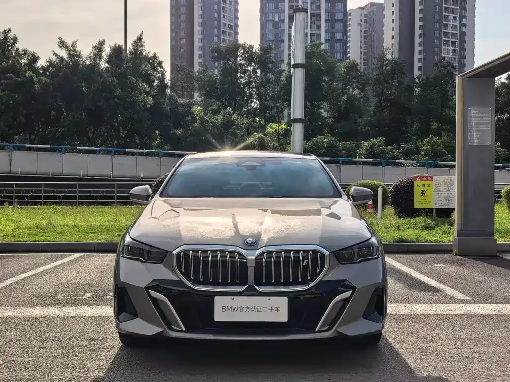BMW i5 2024 из CN, фото 7