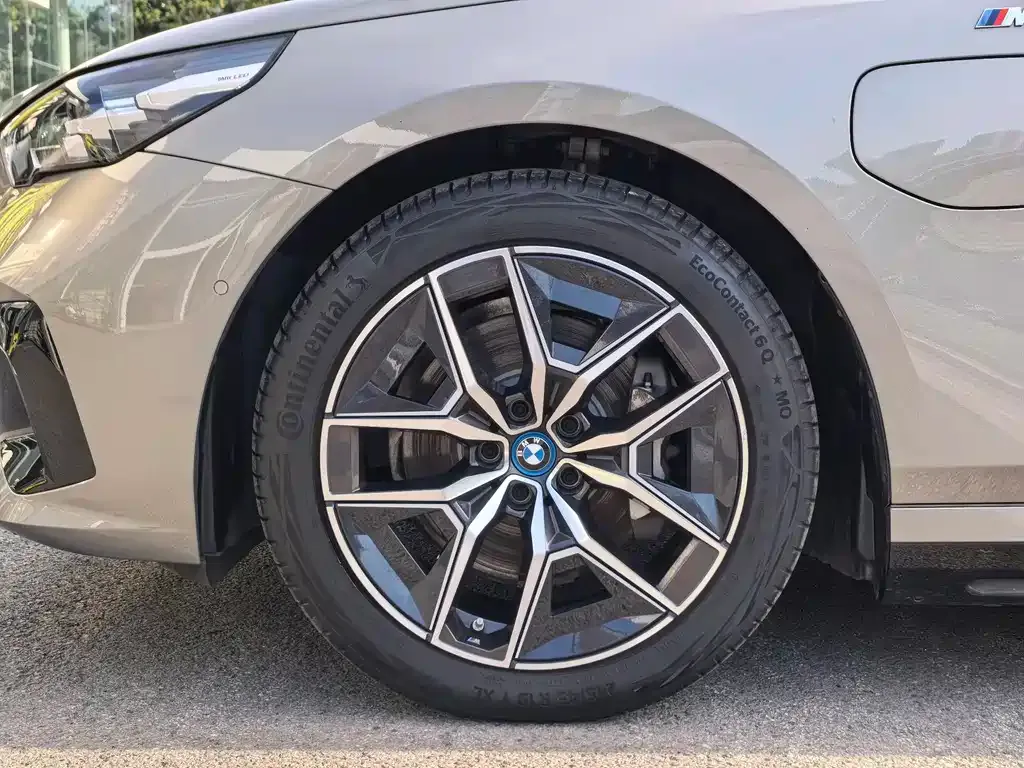 BMW i5 2024 из CN, фото 4
