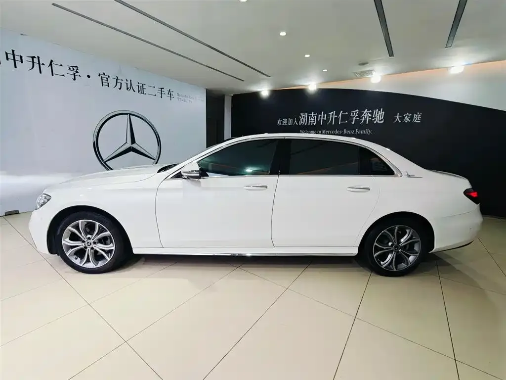 Mercedes-Benz E-Class 2022 из CN, фото 3