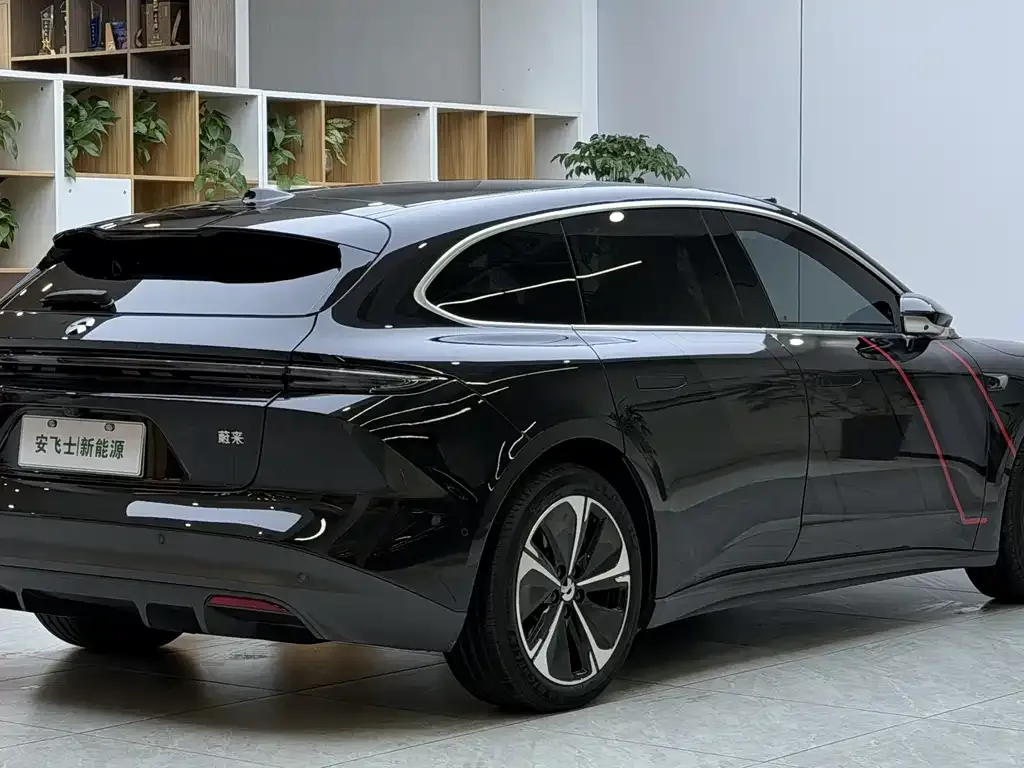 NIO ET5T 2024 из CN, фото 9