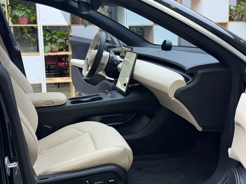 NIO ET5T 2024 из CN, фото 10
