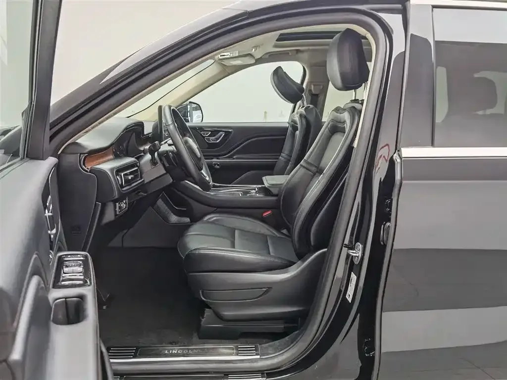 Lincoln Aviator 2024 из CN, фото 8