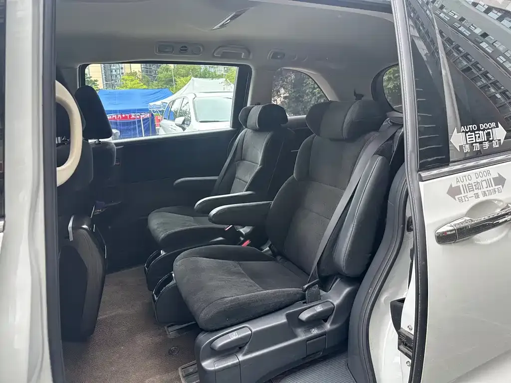 Honda Odyssey 2023 из CN, фото 2
