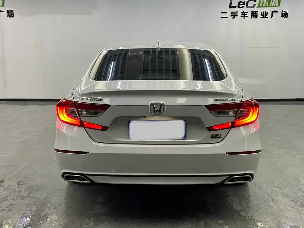 Honda Accord — фото 5