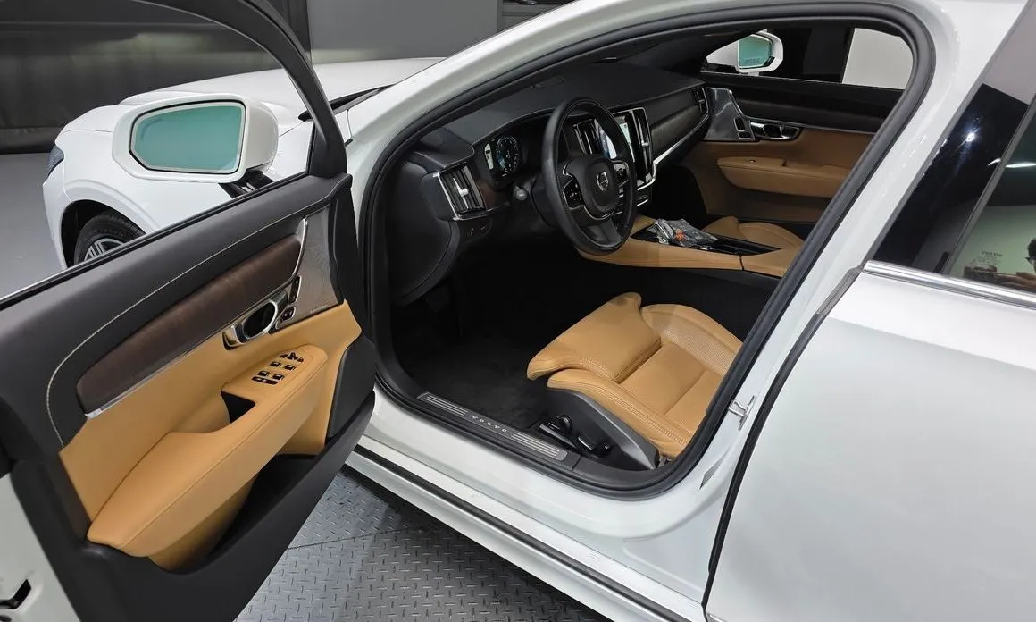 Volvo S90 2021 из KR, фото 7
