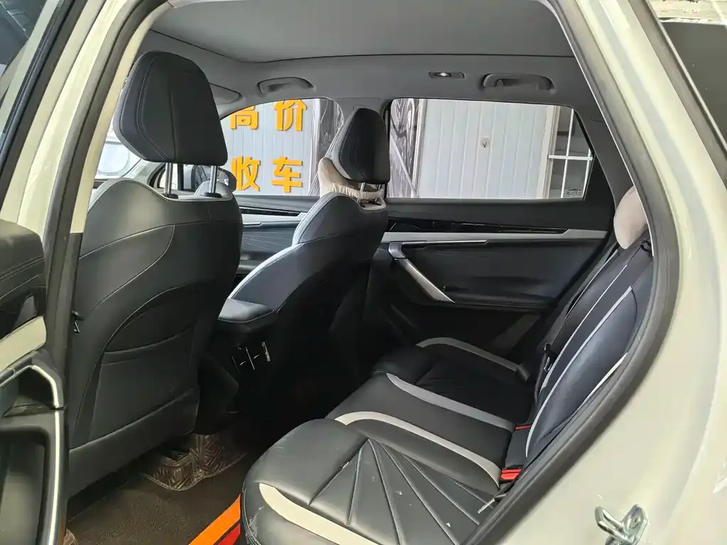 Geely Boyue L 2023 из CN, фото 10