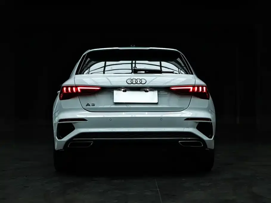 Audi A3 2023 из CN, фото 8