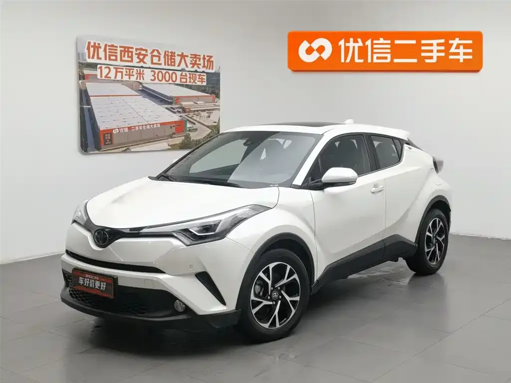 Toyota C-HR — фото 1