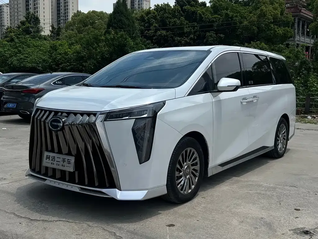 GAC Motor Trumpchi M8 — фото 1