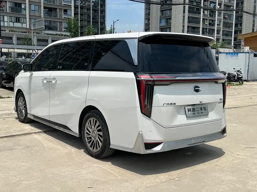 GAC Motor Trumpchi M8 — фото 6