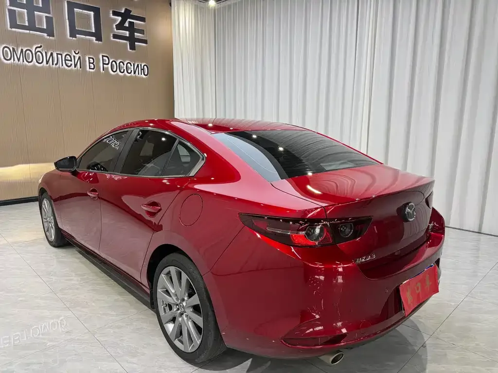 Mazda 3 Axela — фото 10
