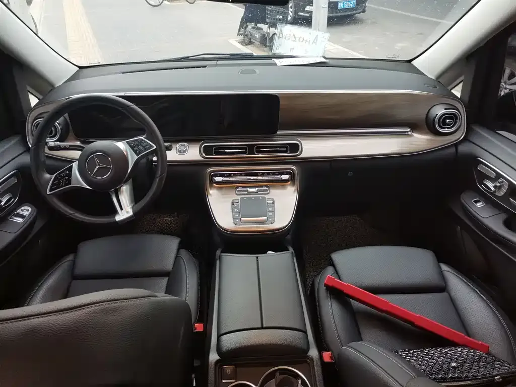 Mercedes-Benz V-Class 2025 из CN, фото 7