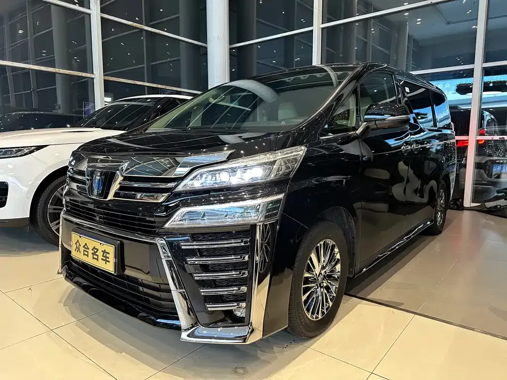 Toyota Vellfire 2022 из CN, фото 1