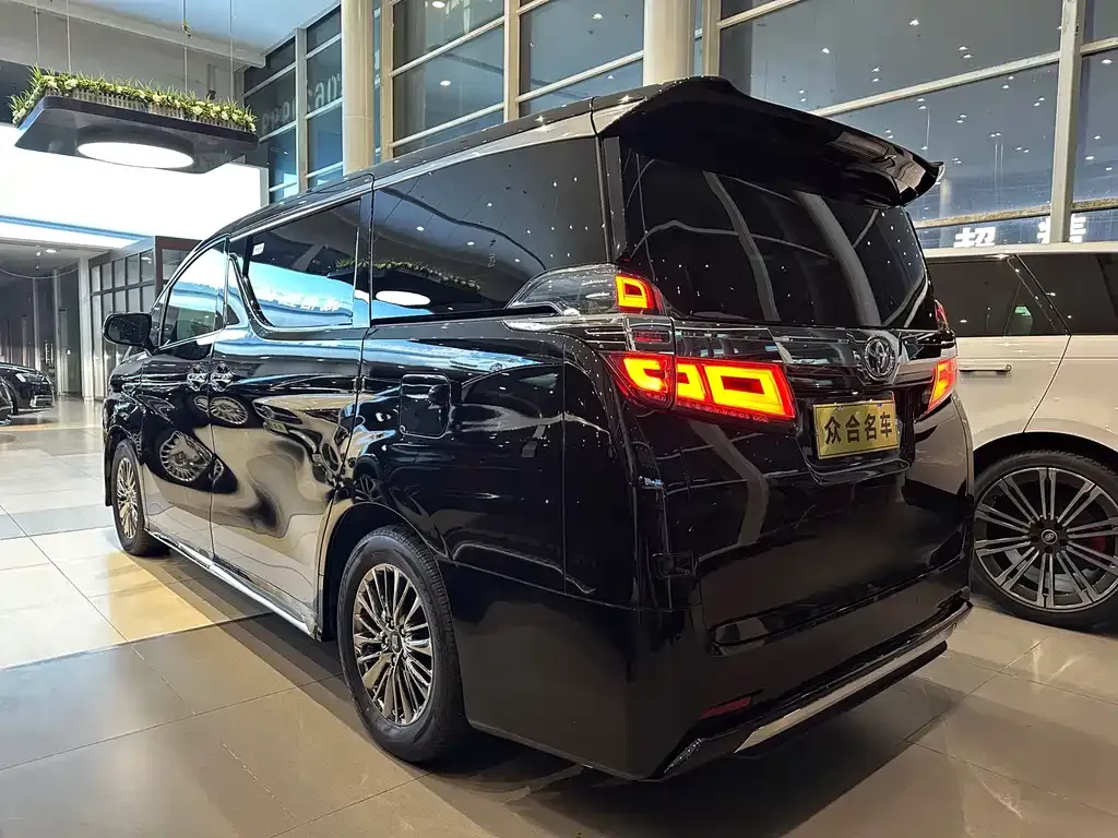 Toyota Vellfire 2022 из CN, фото 7