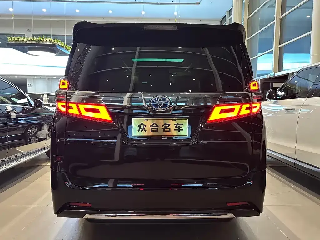 Toyota Vellfire 2022 из CN, фото 4