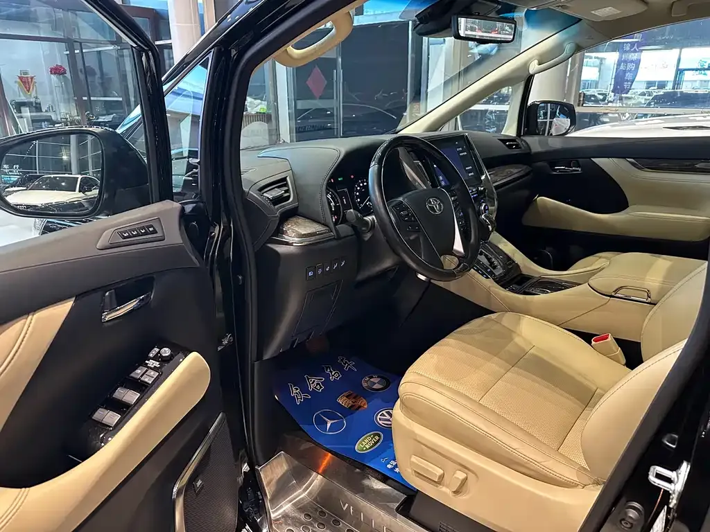 Toyota Vellfire 2022 из CN, фото 8