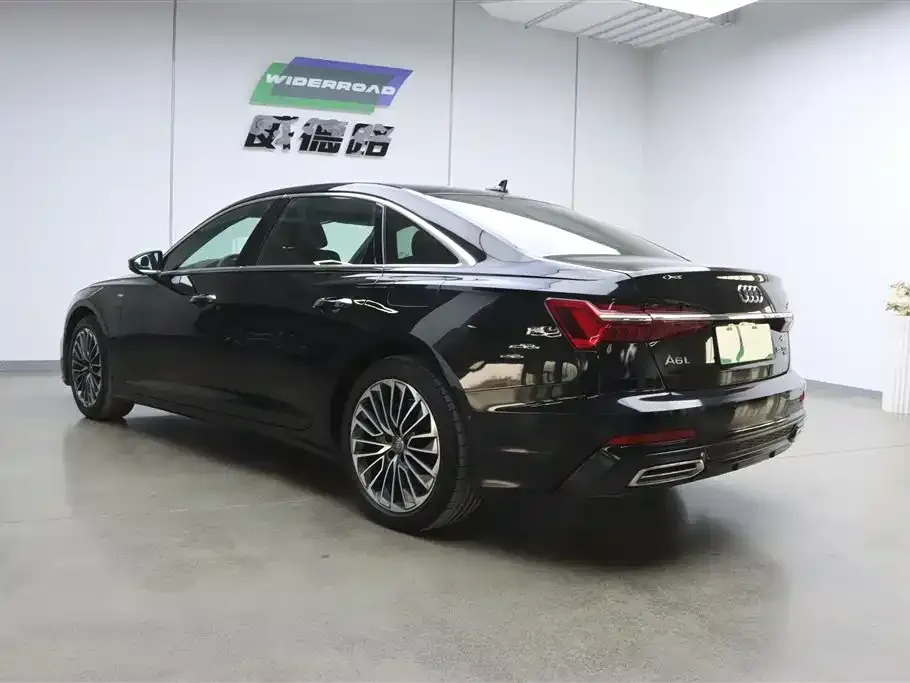 Audi A6L New Energy 2021 из CN, фото 2