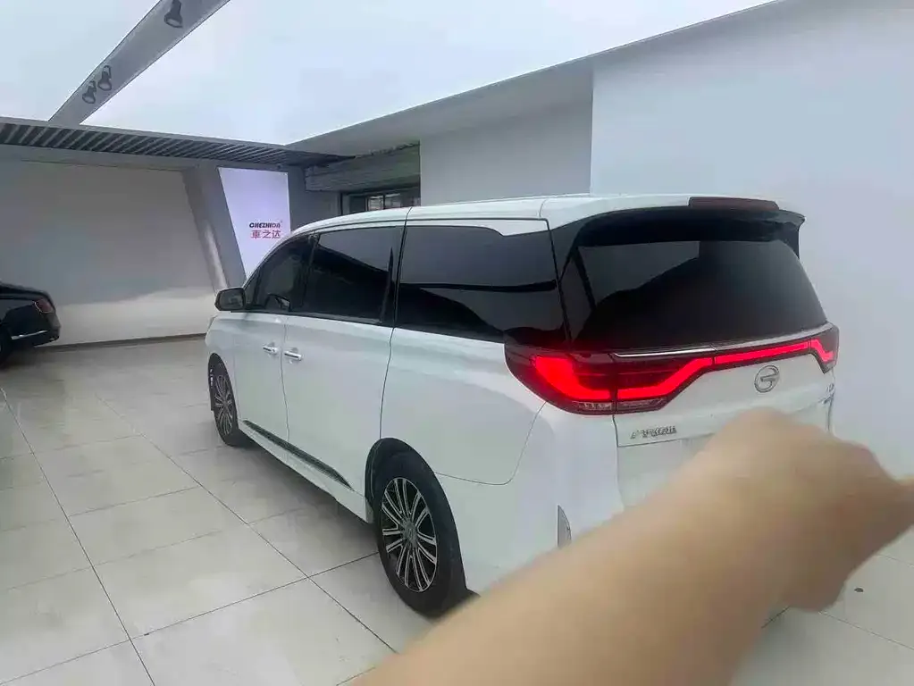 GAC Motor Trumpchi M8 — фото 3