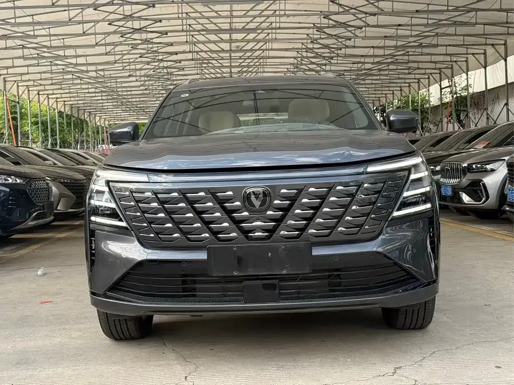 Changan CS75PLUS — фото 8